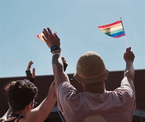 incontri gay siena bakeca|Chatta e fissa appuntamenti con uomini gay, bisessuali,